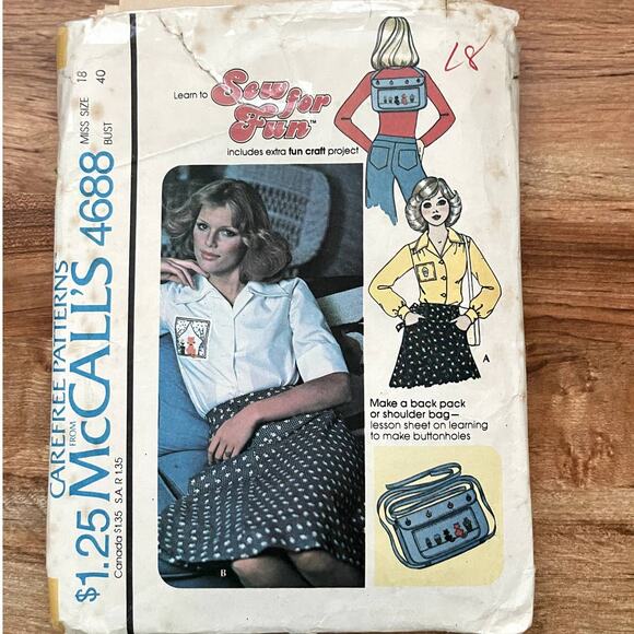 Vintage 1970s McCalls 4688 Sewing Pattern Size 18 Top & Backpack Purse COMPLETE - Picture 1 of 2